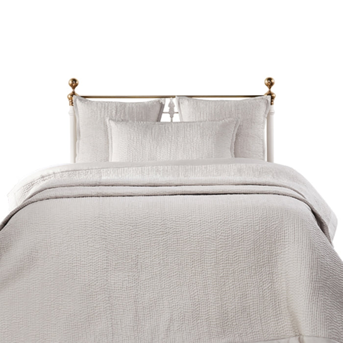 These Bed Sheets That Are 'So Soft and Silky' Are on Sale at