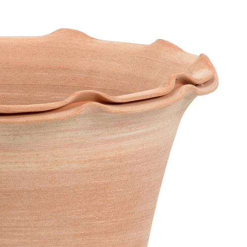 round terra cotta pot fluted edge